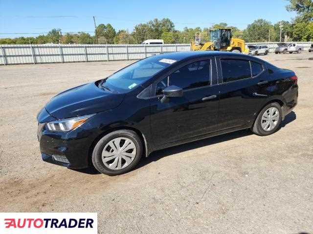 Nissan Versa 2020 1