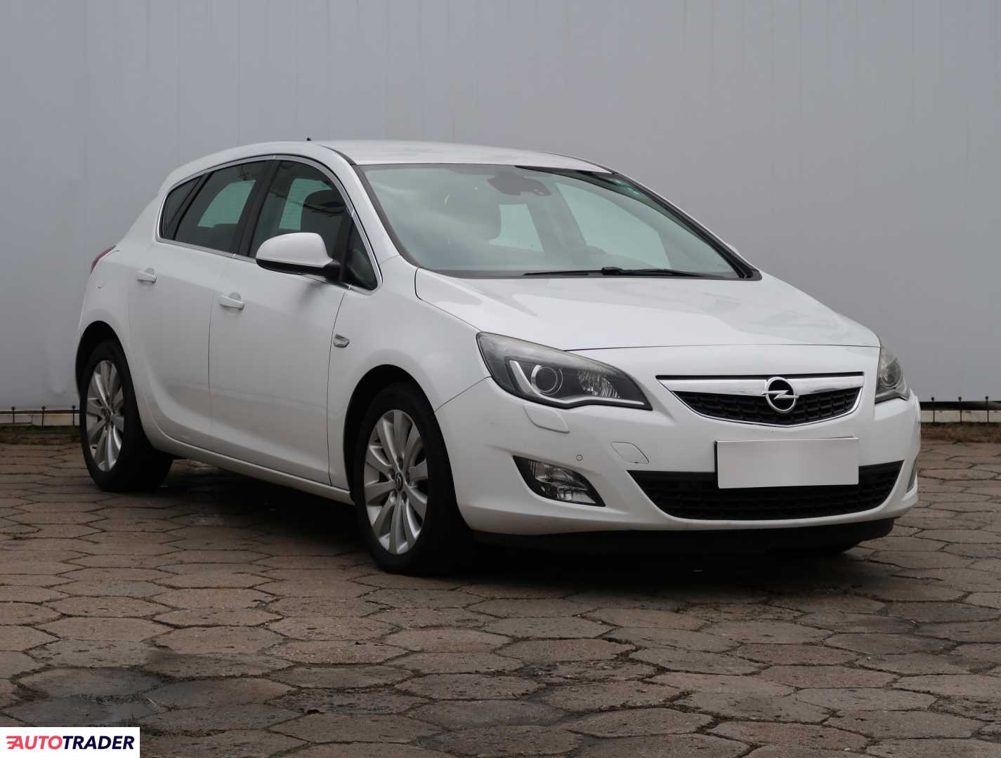 Opel Astra 2012 1.7 108 KM