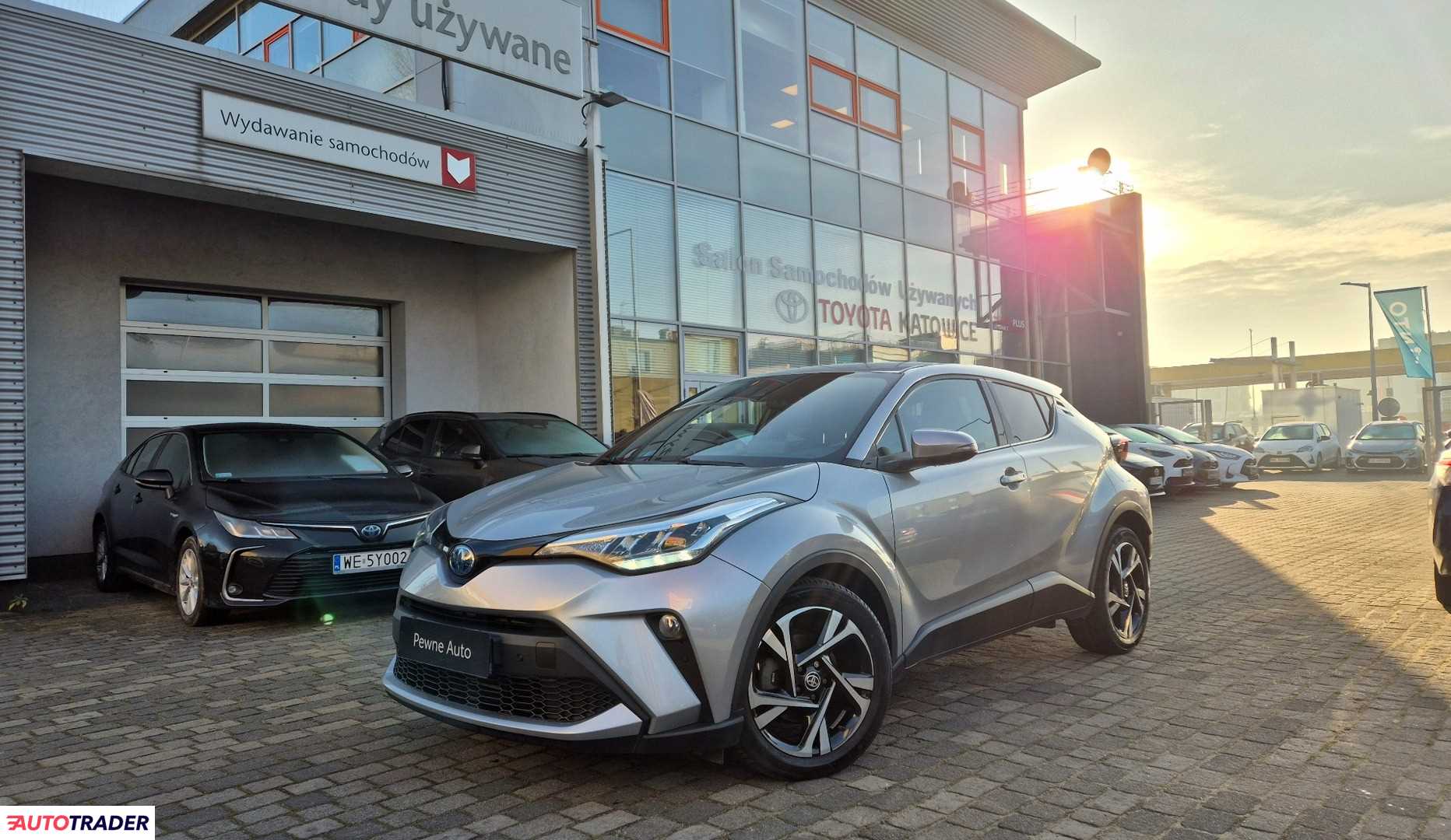 Toyota C-HR 2023 1.8 122 KM