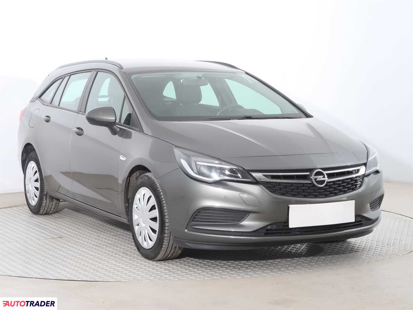 Opel Astra 2019 1.6 134 KM