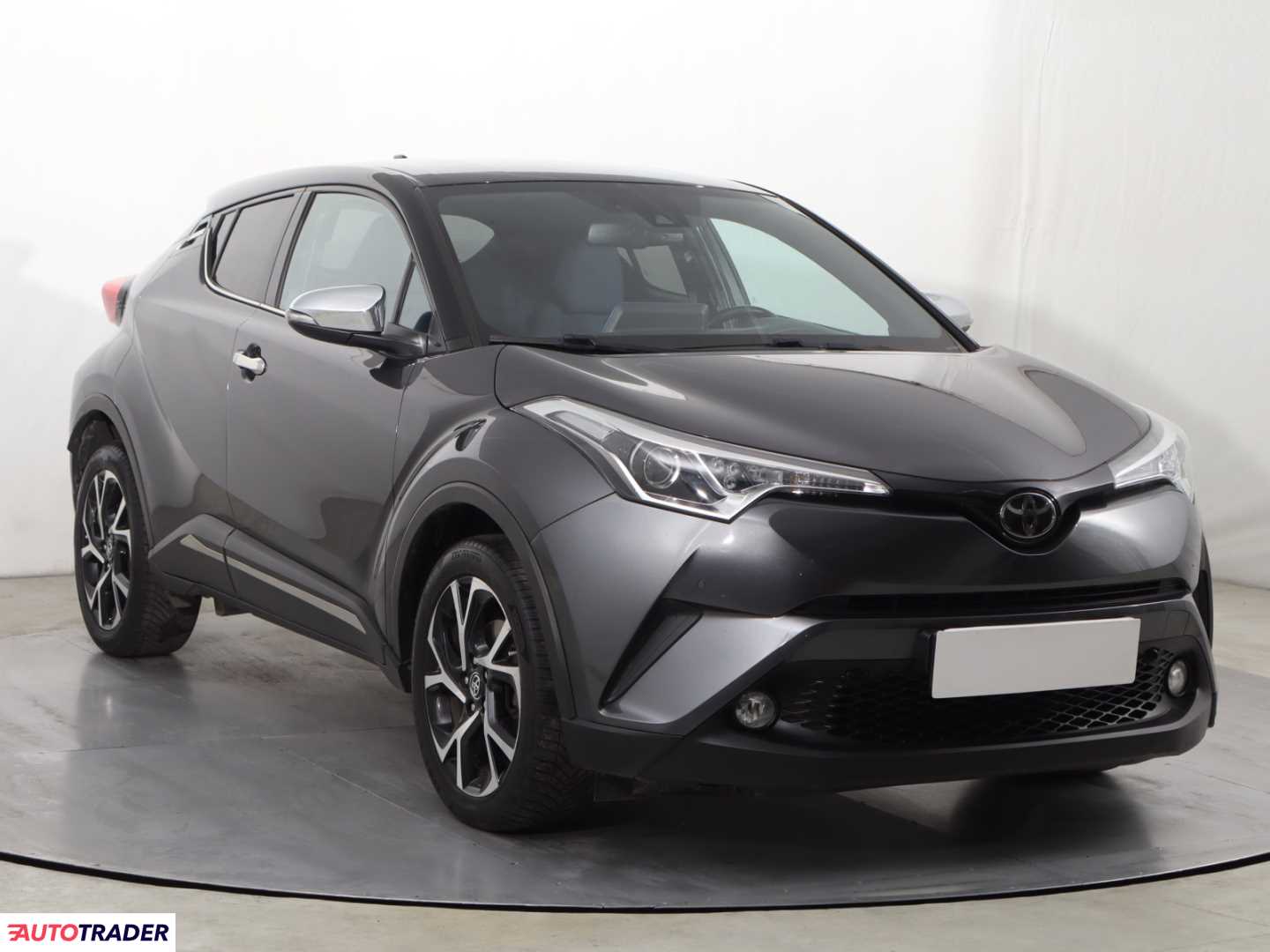 Toyota C-HR 2017 1.2 113 KM