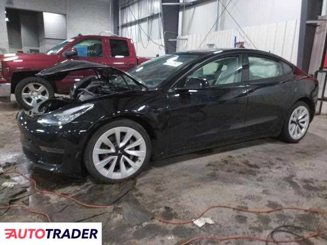 Tesla Model 3 benzyna 2021r. (HAM LAKE)