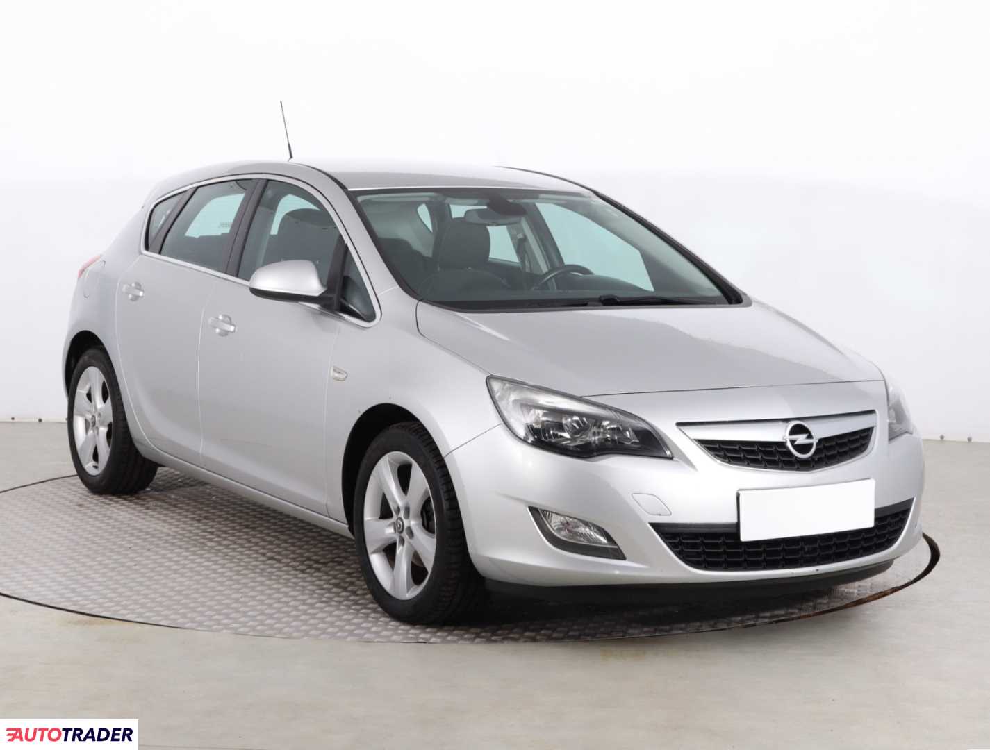 Opel Astra 2010 1.6 113 KM