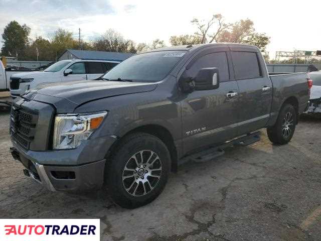 Nissan Titan 5.0 benzyna 2021r. (WICHITA)