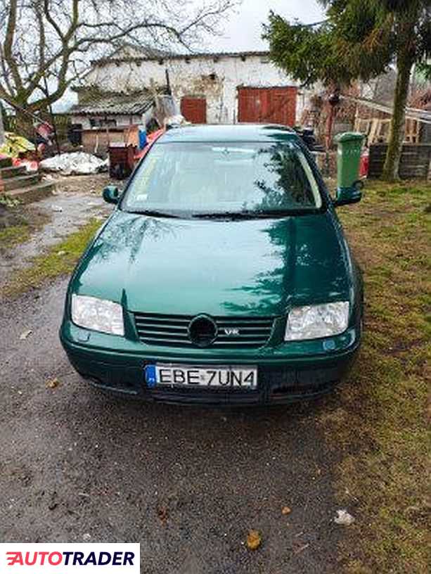 Volkswagen Bora 1998 2.3 150 KM Volkswagen Bora 1998 2.3 150 KM