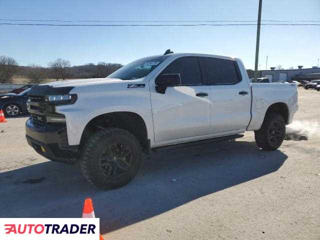 Chevrolet Silverado 6.0 benzyna 2020r. (LEBANON)