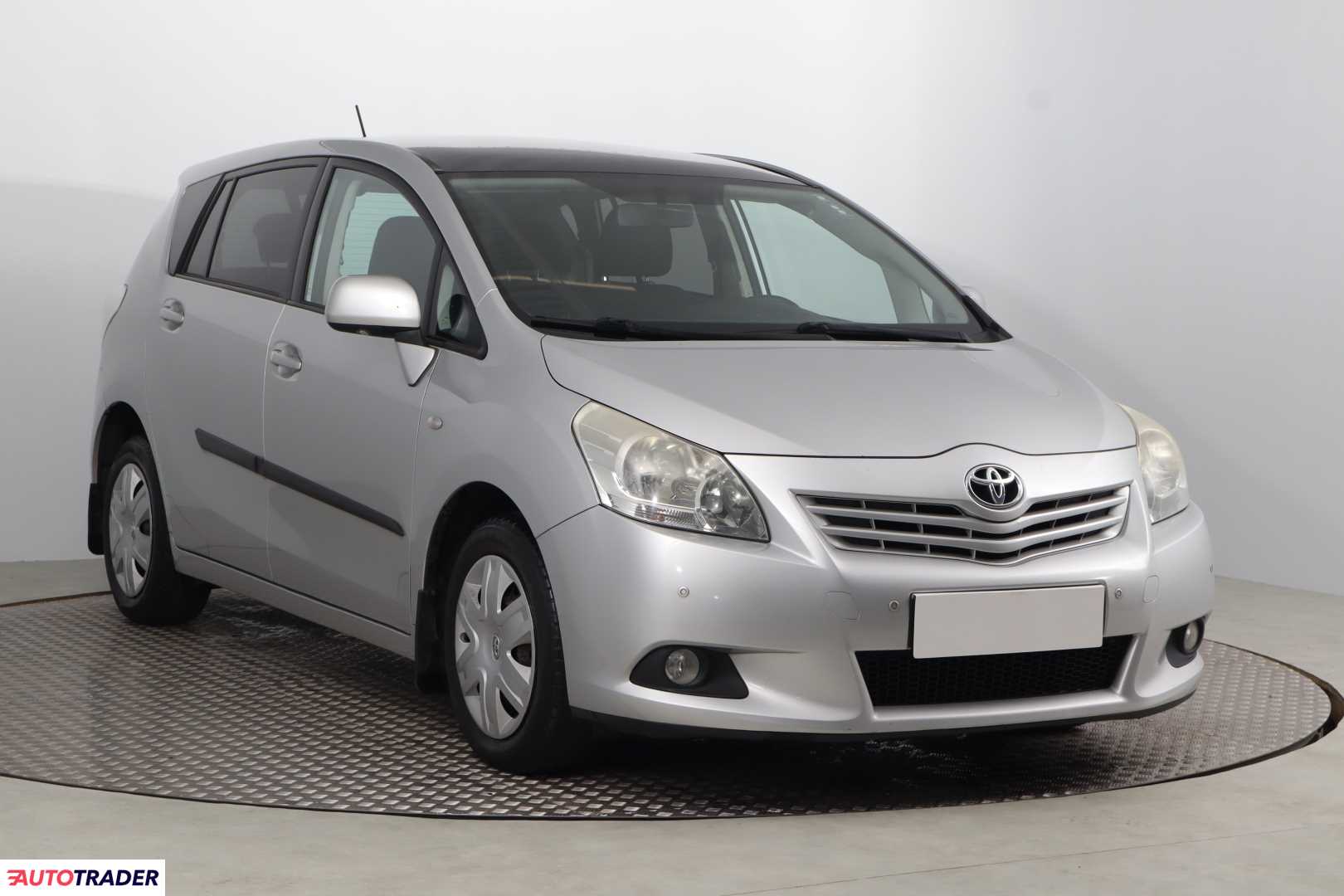 Toyota Verso 2012 2.0 124 KM