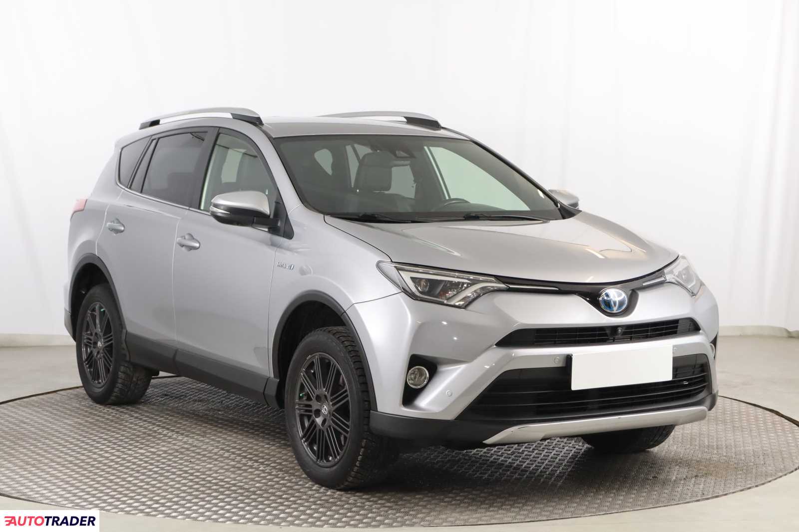 Toyota RAV 4 2016 2.5 194 KM