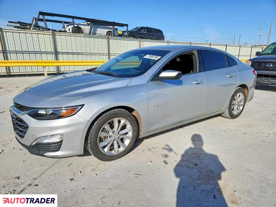 Chevrolet Malibu 2021 1