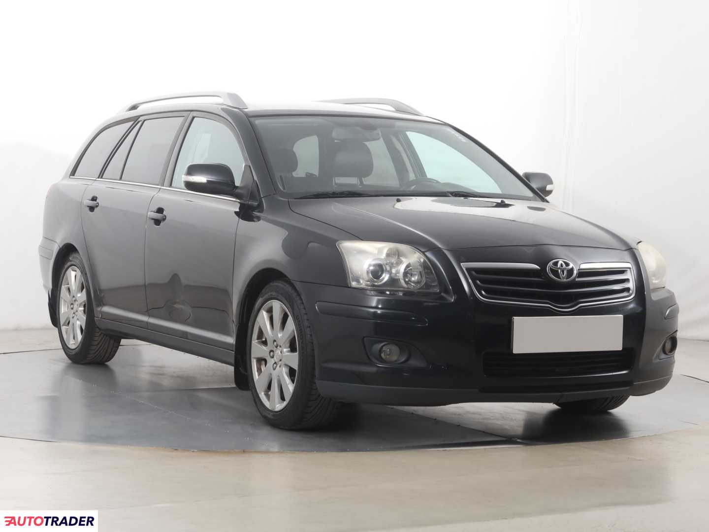 Toyota Avensis 2008 2.0 124 KM