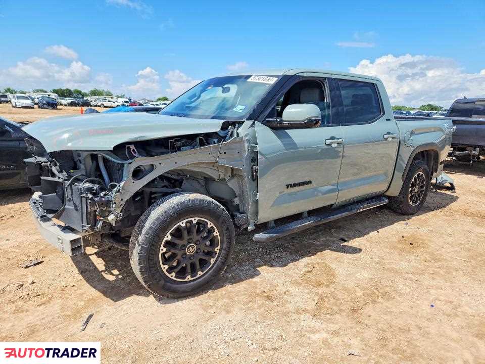 Toyota Tundra 2022 3