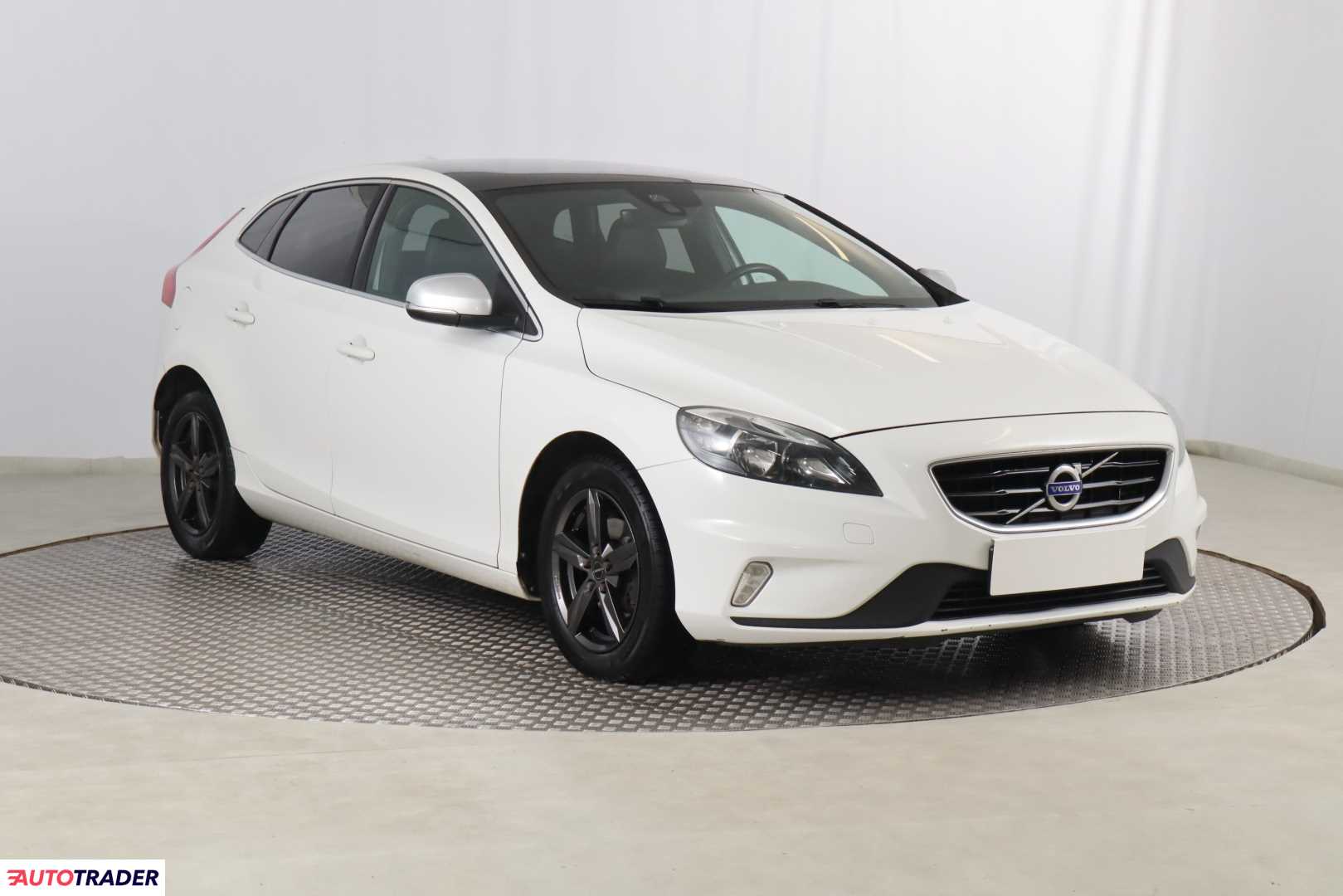 Volvo V40 2015 2.0 118 KM