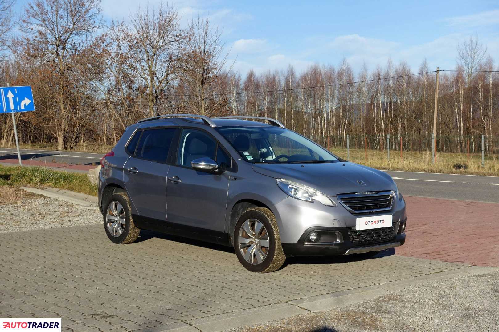 Peugeot 2008 2015 1.2 82 KM