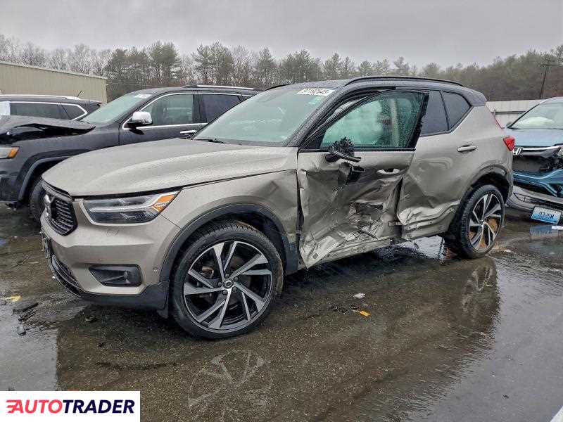 Volvo XC40 2022 2