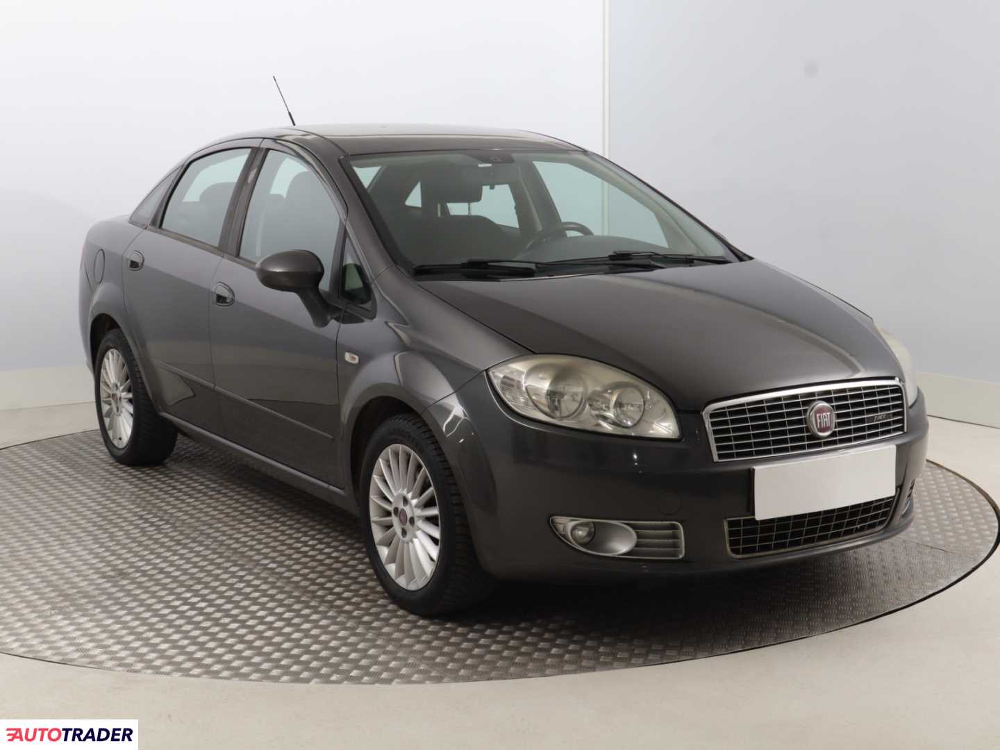 Fiat Linea 2008 1.4 118 KM