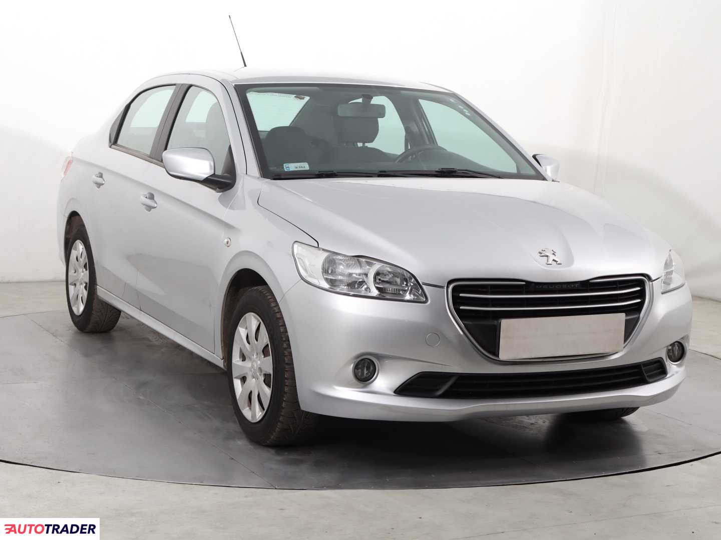 Peugeot 301 1.6 113 KM 2016r. (Piaseczno)