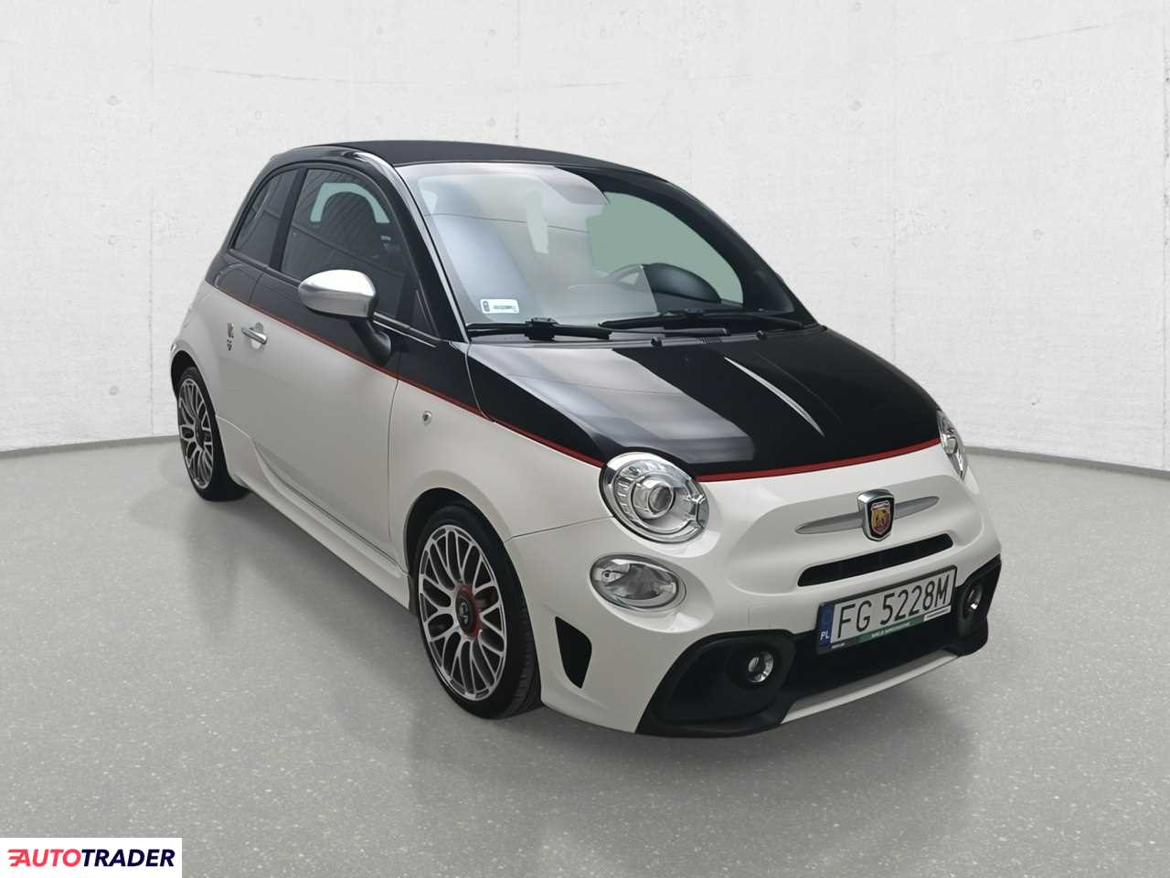 Fiat 500 2021 1.4 165 KM