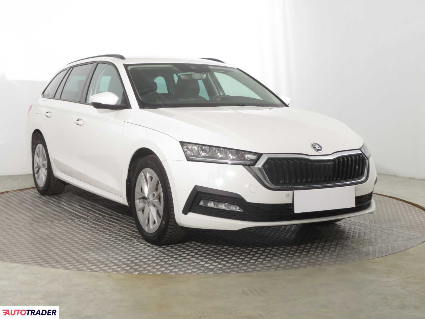 Skoda Octavia 2023 1.0 108 KM