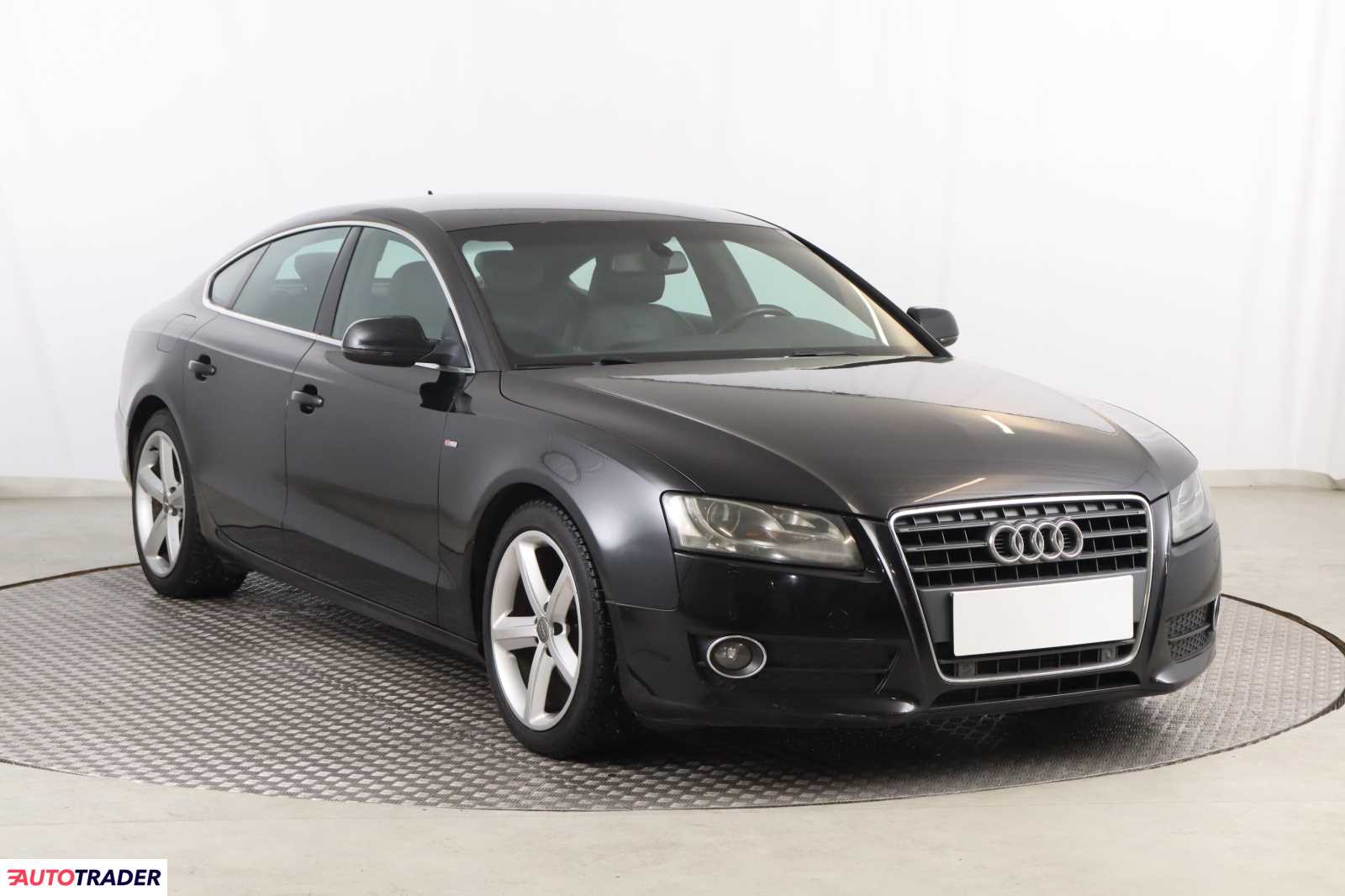 Audi A5 2011 2.0 177 KM