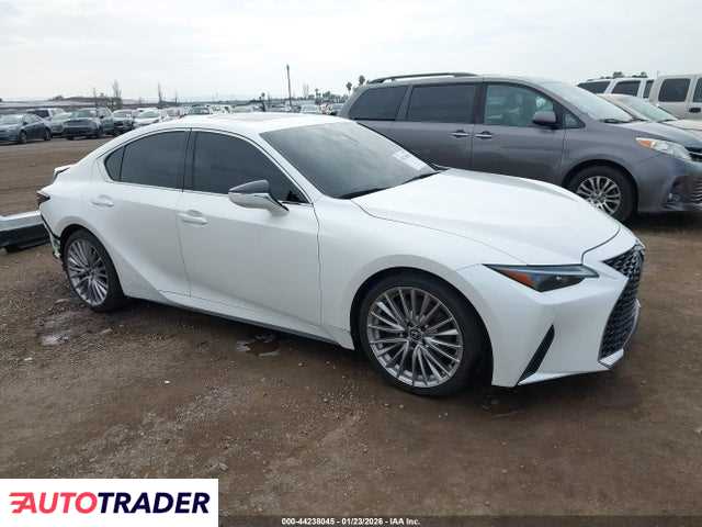 Lexus IS 2023 2