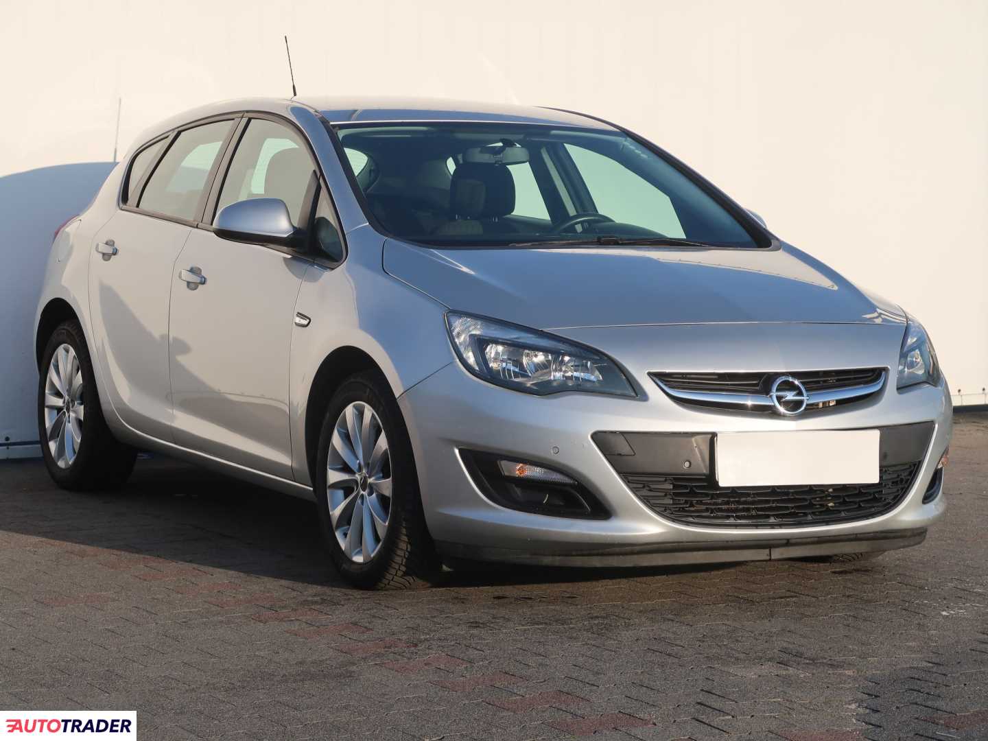 Opel Astra 2013 1.4 118 KM