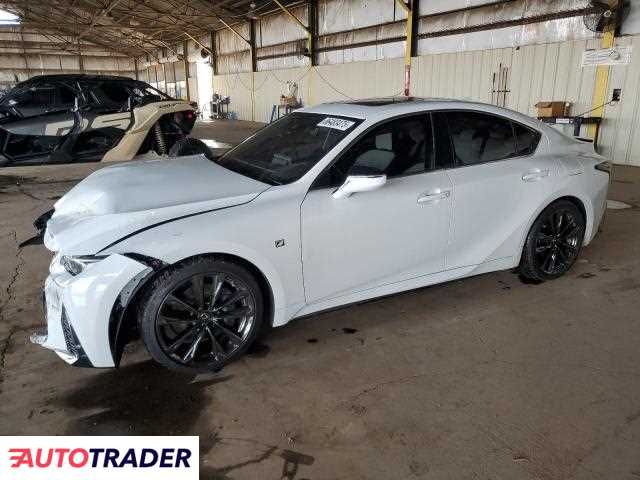 Lexus IS 2021 3