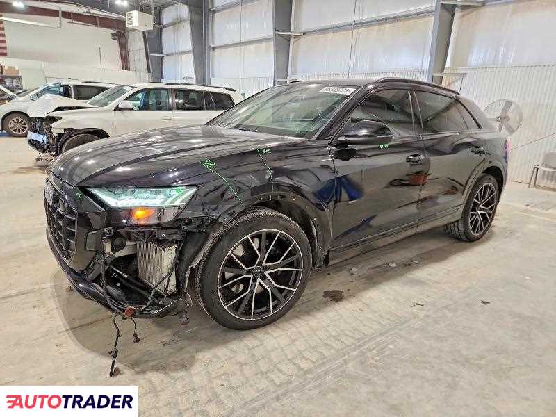 Audi Q8 2020 4