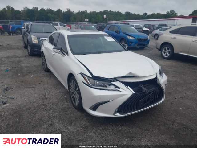 Lexus ES 2019 3