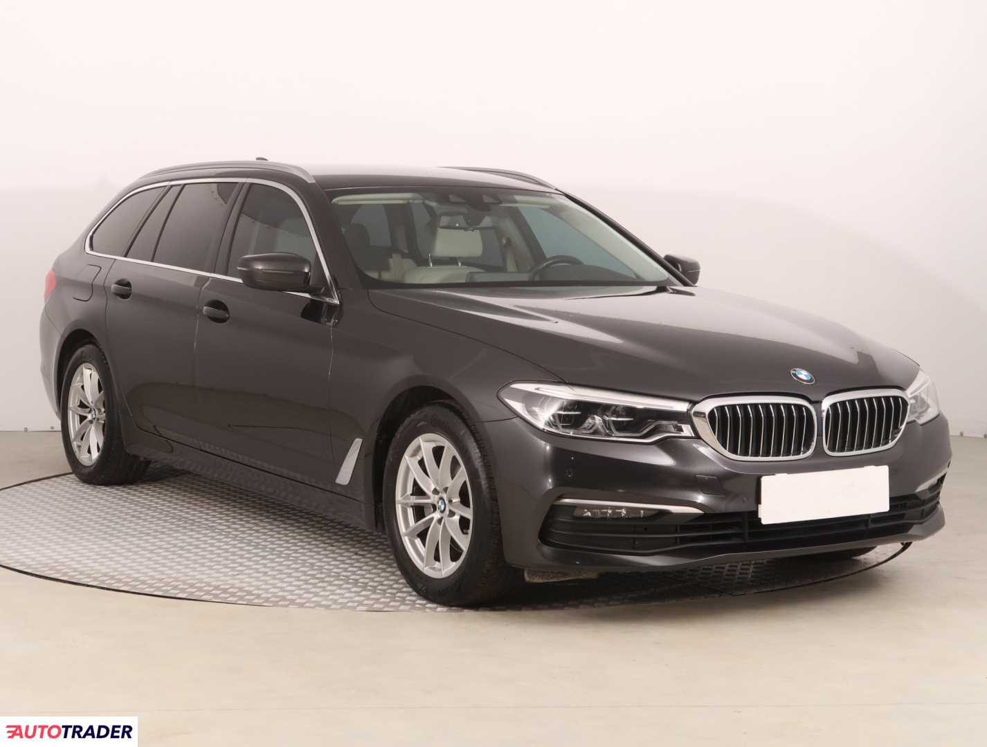 BMW 520 2019 2.0 181 KM