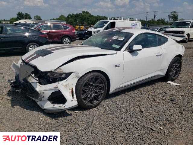 Ford Mustang 2024 5