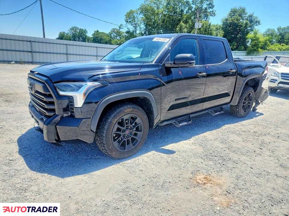 Toyota Tundra 2022 3