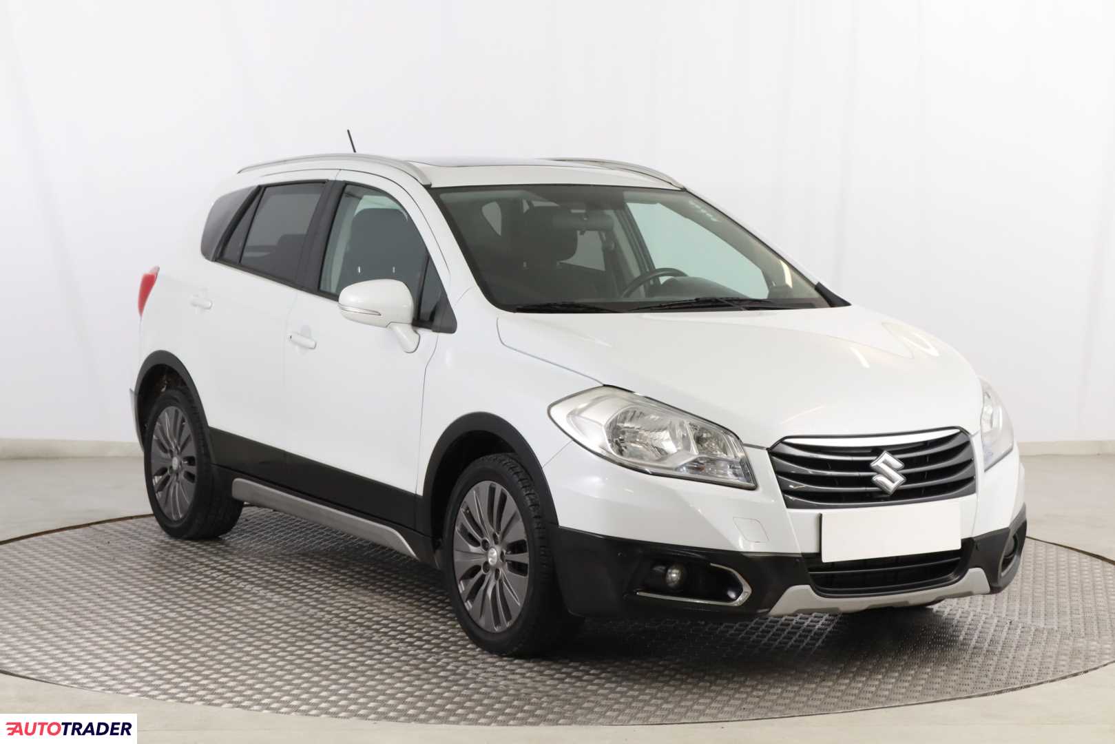 Suzuki SX4 S-Cross 2014 1.6 118 KM Suzuki SX4 S-Cross 2014 1.6 118 KM