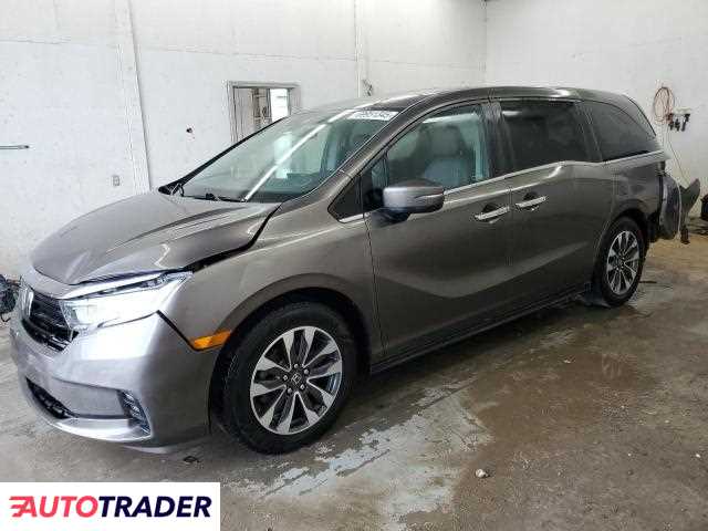 Honda Odyssey 2021 3