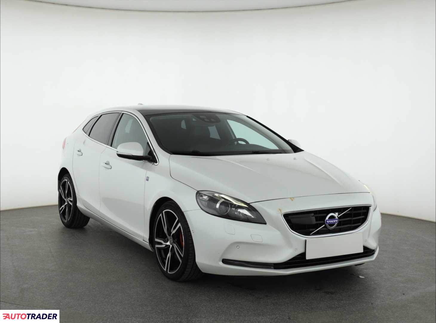 Volvo V40 2015 2.0 187 KM