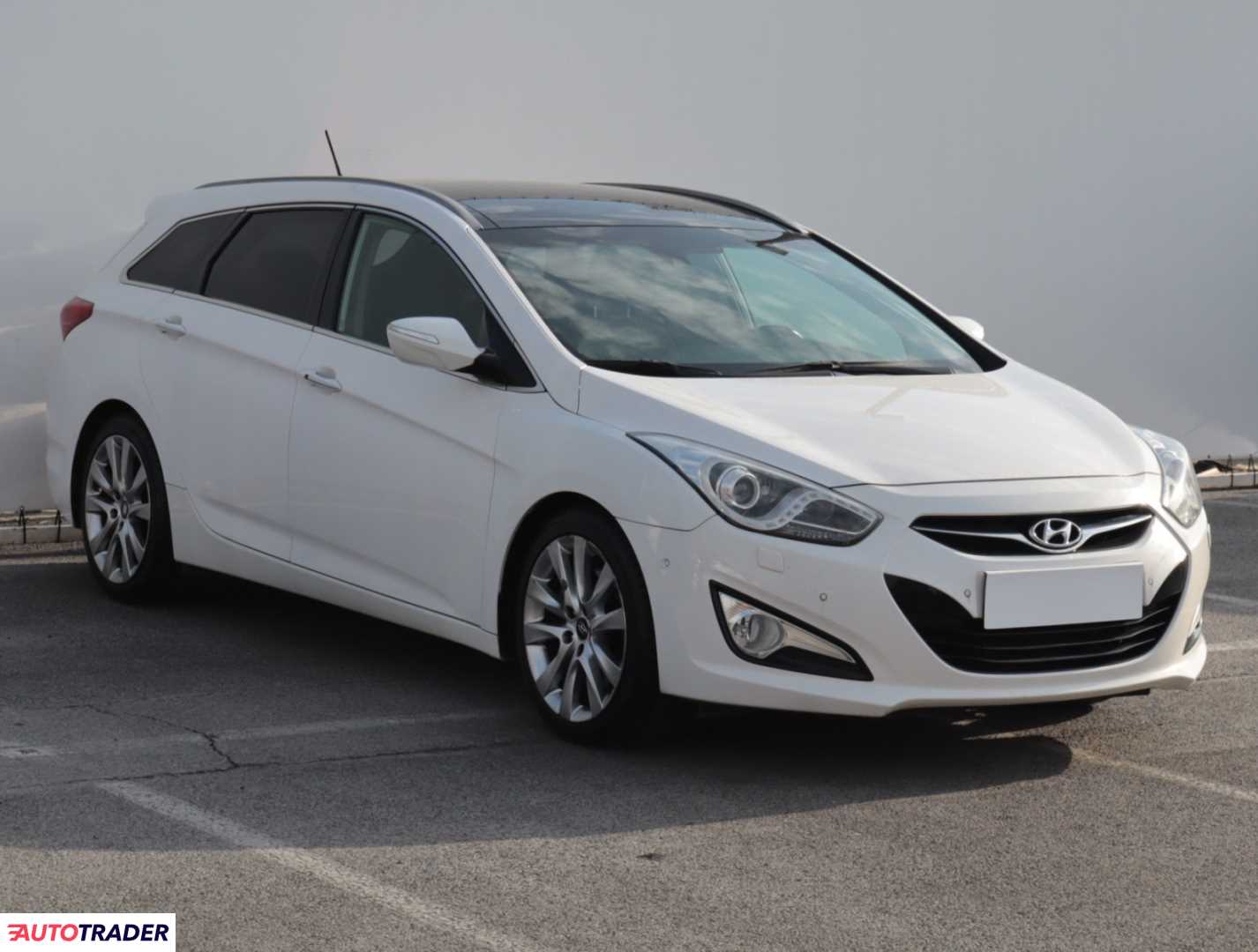 Hyundai i40 2012 2.0 174 KM