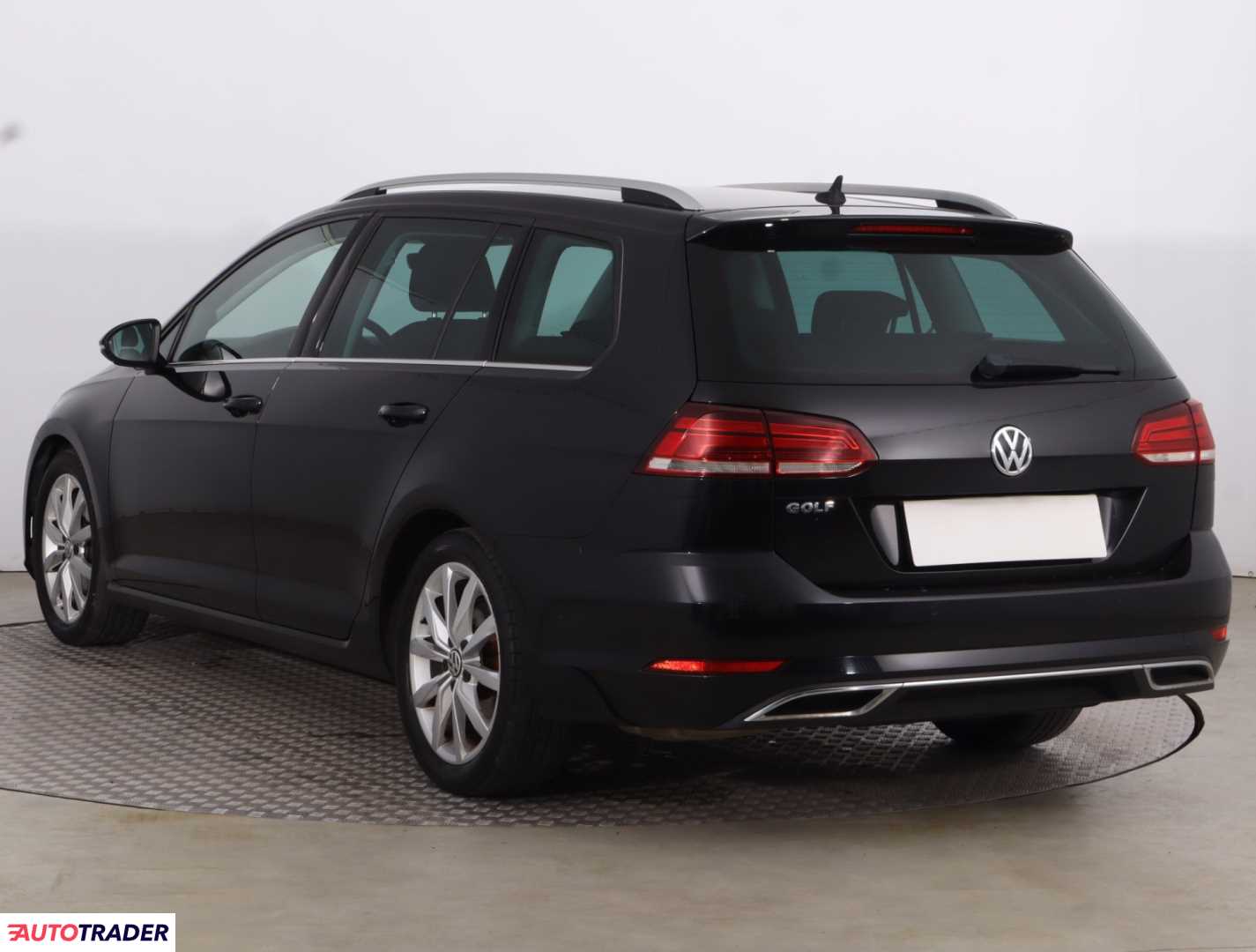 Volkswagen Golf 2019 1.5 147 KM