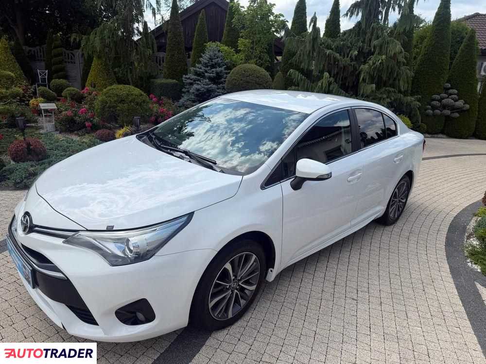 Toyota Avensis 2016 2.0 143 KM