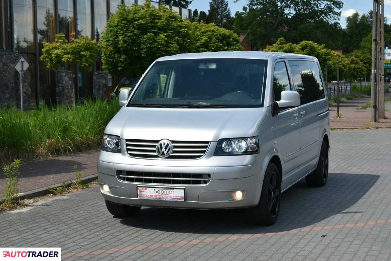 Volkswagen Multivan 2004 2.5 131 KM
