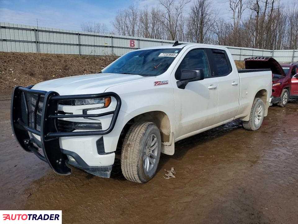 Chevrolet Silverado 2020 5