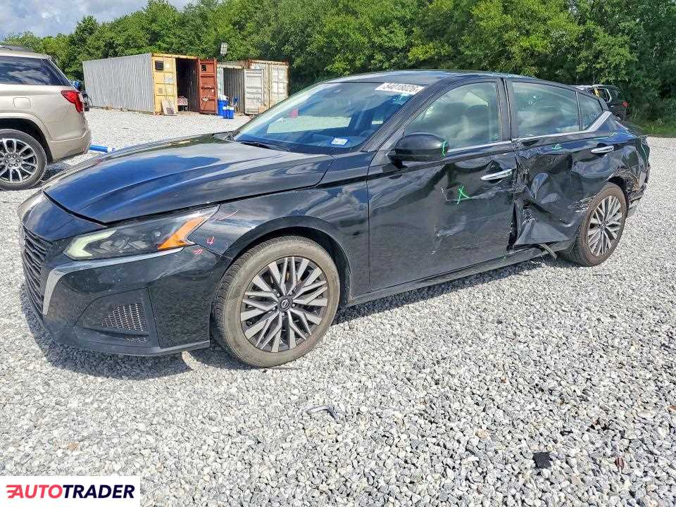 Nissan Altima 2023 2