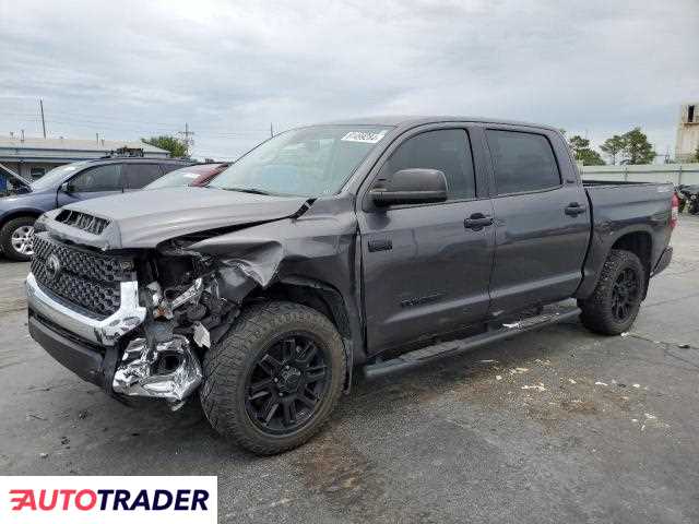 Toyota Tundra 5.0 benzyna 2021r. (TULSA)