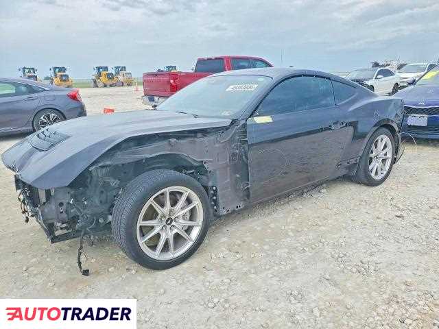 Ford Mustang 2024 5