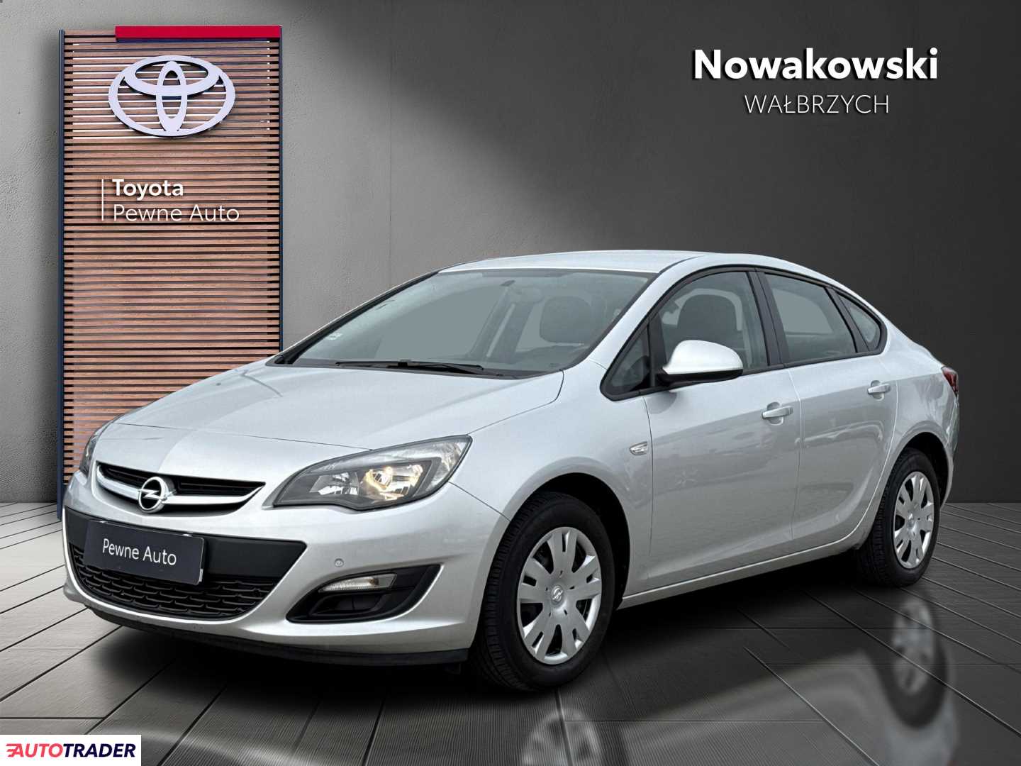 Opel Astra 2018 1.4 140 KM
