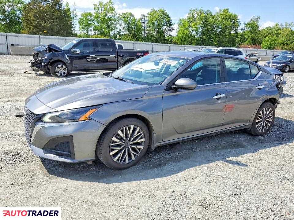 Nissan Altima 2023 2