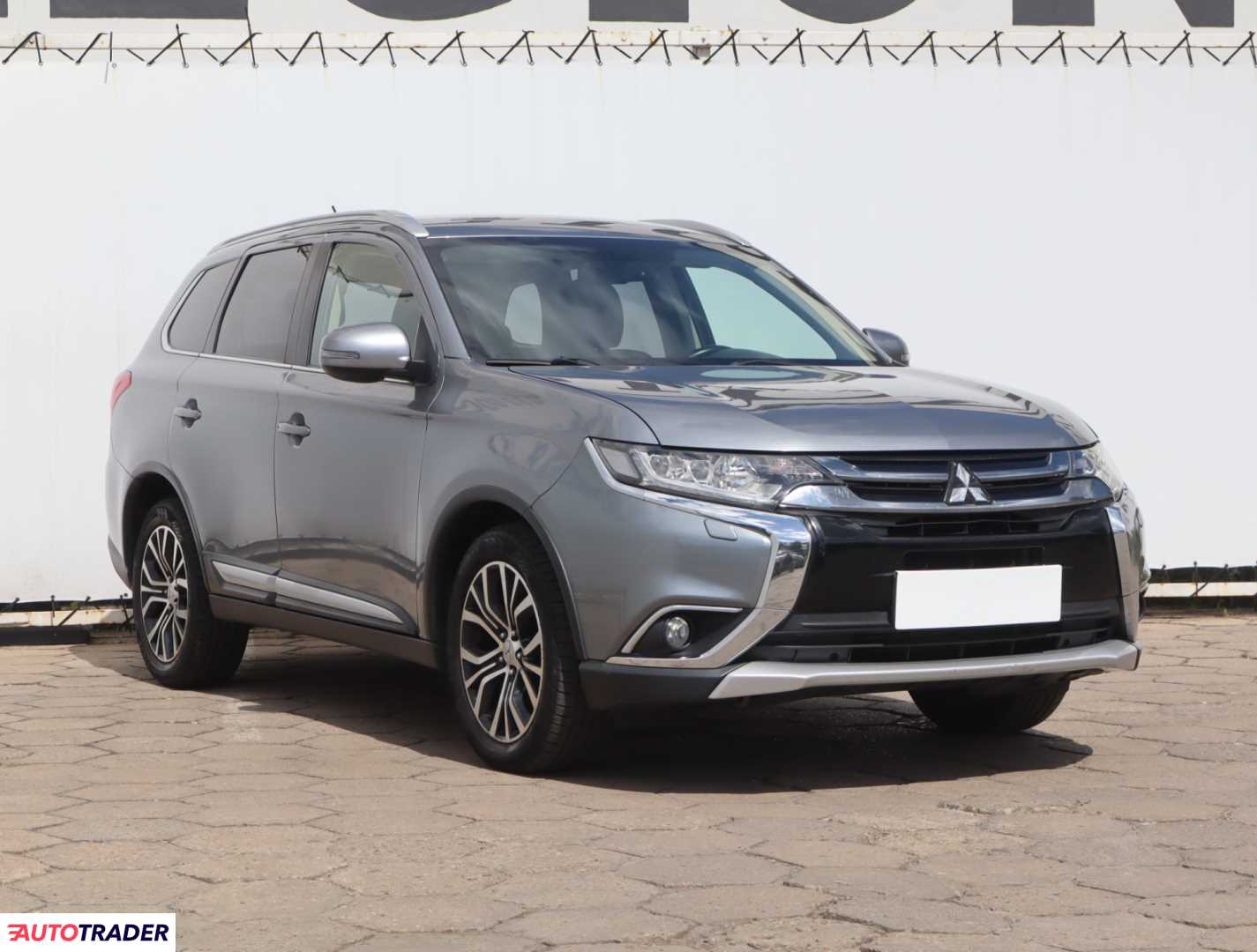 Mitsubishi Outlander 2015 2.0 147 KM