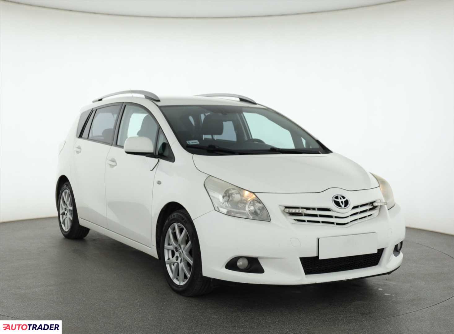 Toyota Verso 2010 2.0 124 KM