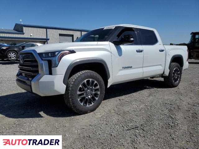 Toyota Tundra 2022 3