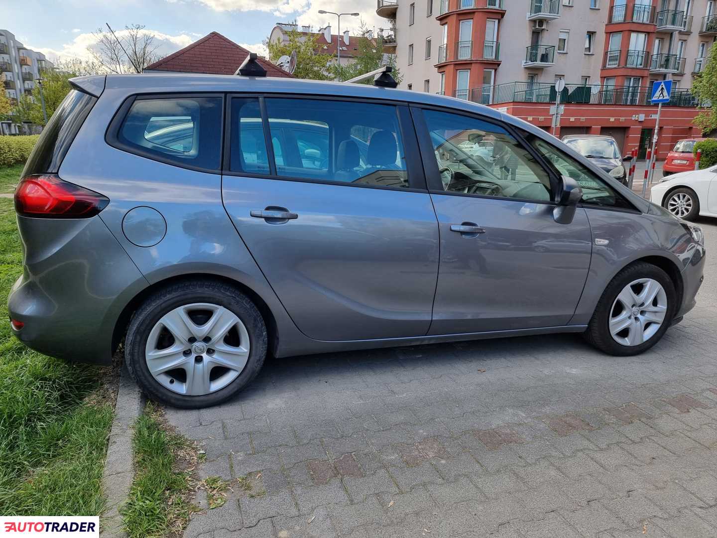 Opel Zafira 2017 1.4 140 KM