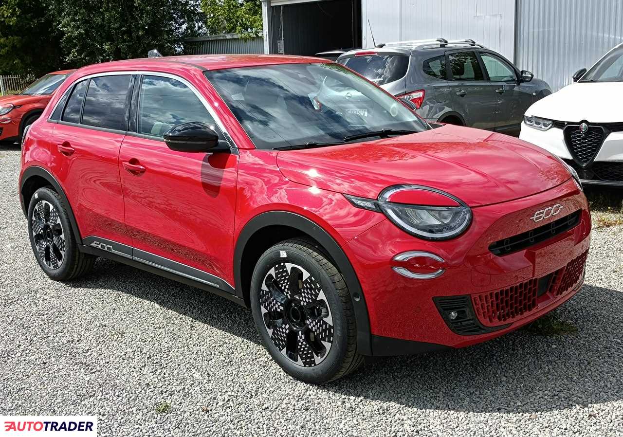 Fiat 600 2026 1.2 110 KM