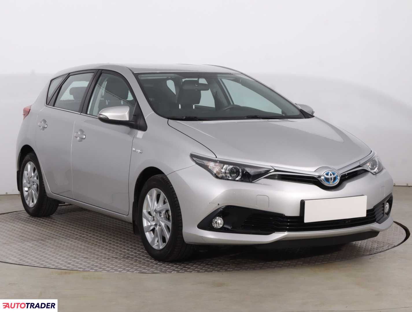 Toyota Auris 2016 1.8 134 KM